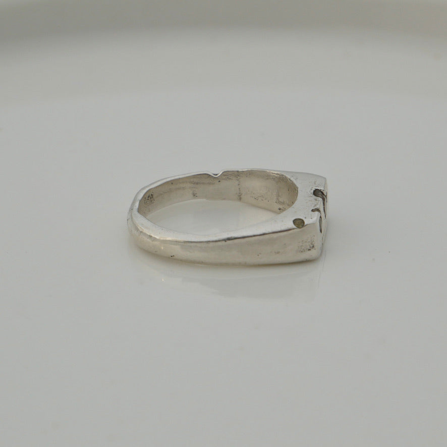 Sapphire signet ring