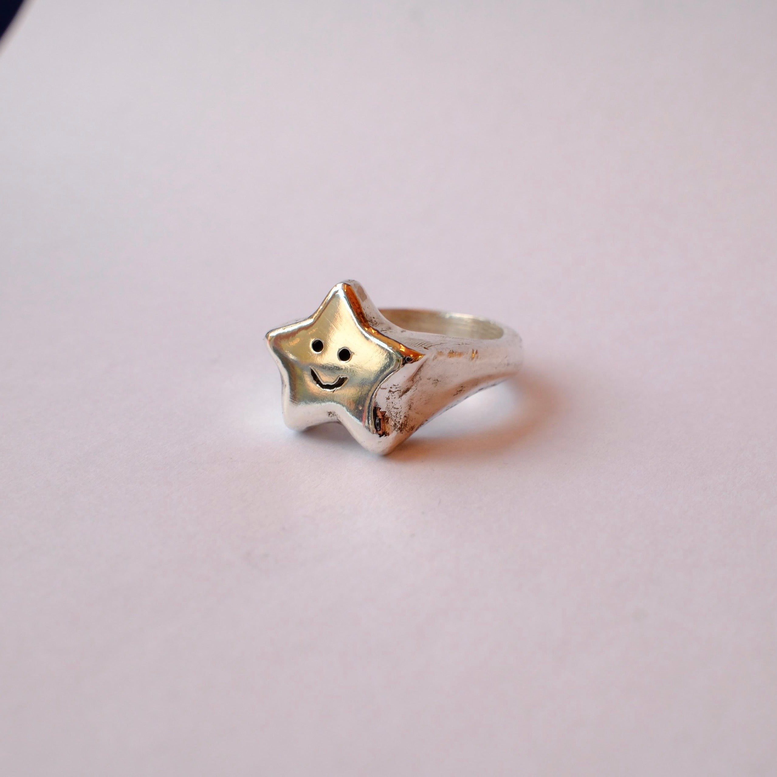Happy Star Ring