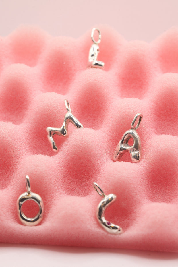 Buchstaben-Charms